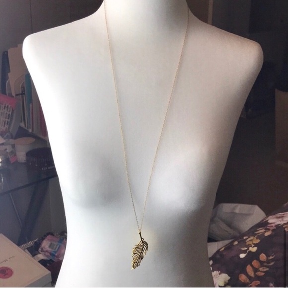 Gorjana long gold leaf necklace - Picture 5 of 6